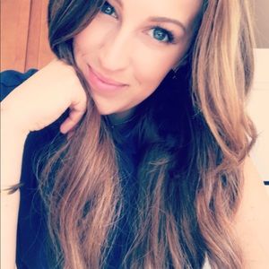 Meet your Posher, Chloe